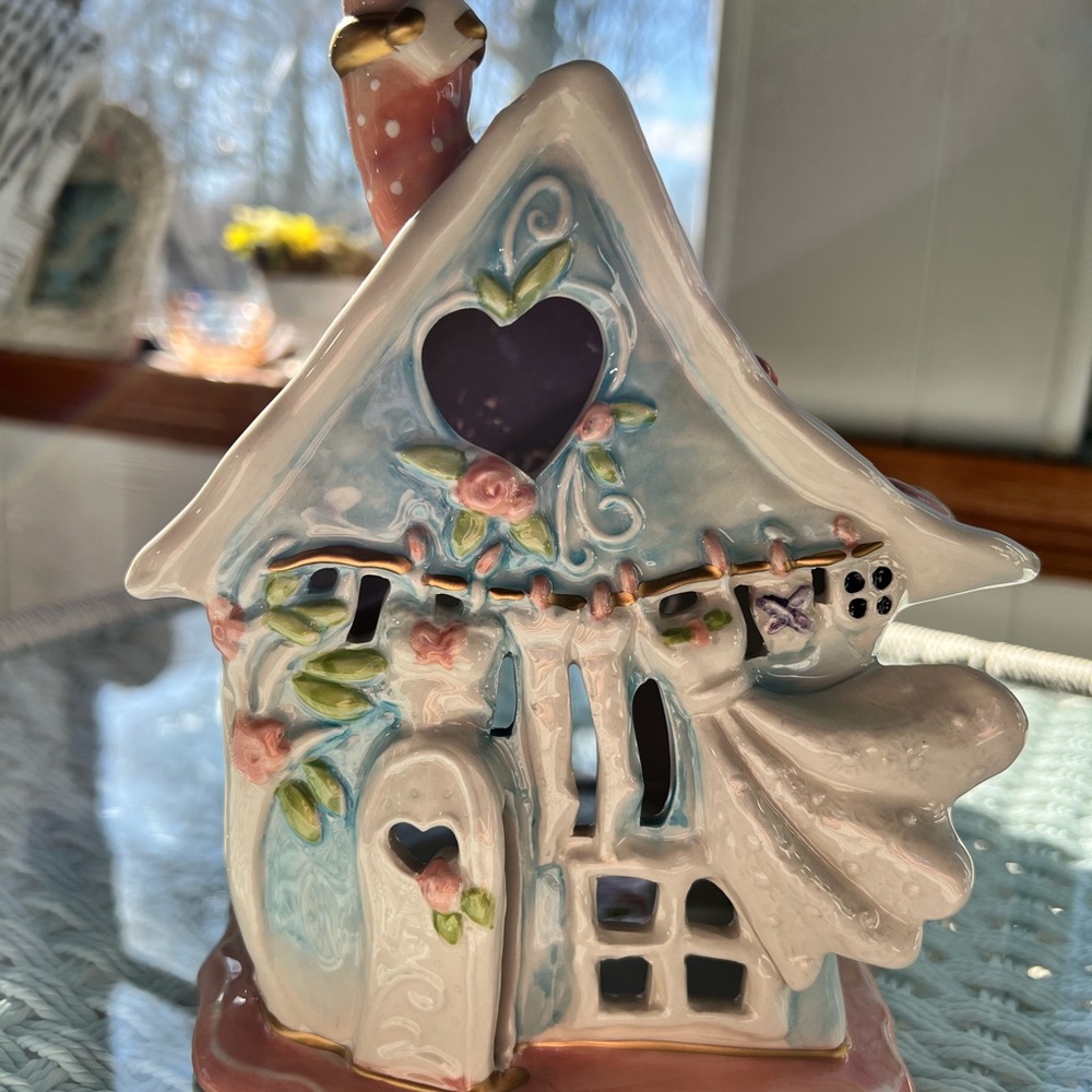 Blue Sky Ceramics Cheeky Laundry Candle House